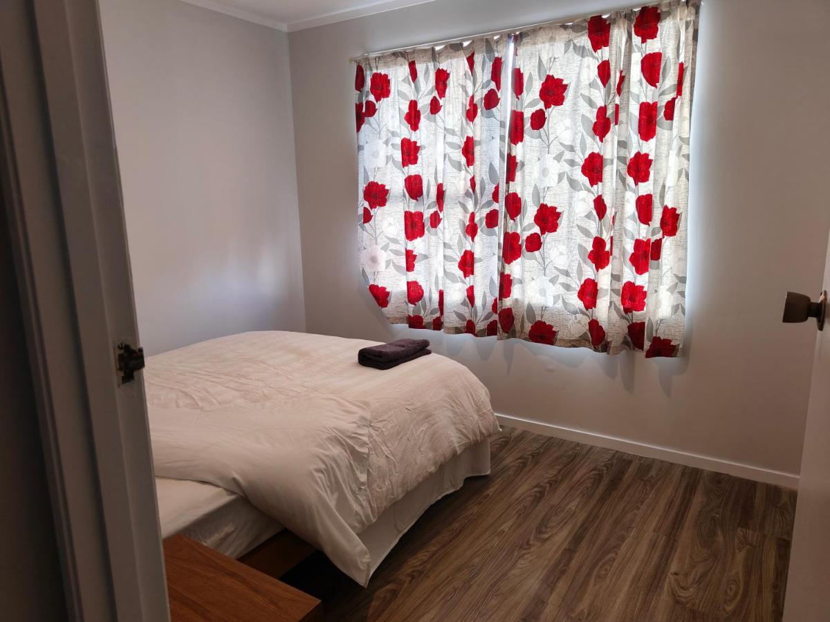 Cozy 3 Bedrooms House 6 Chapman Place Роторуа Екстериор снимка